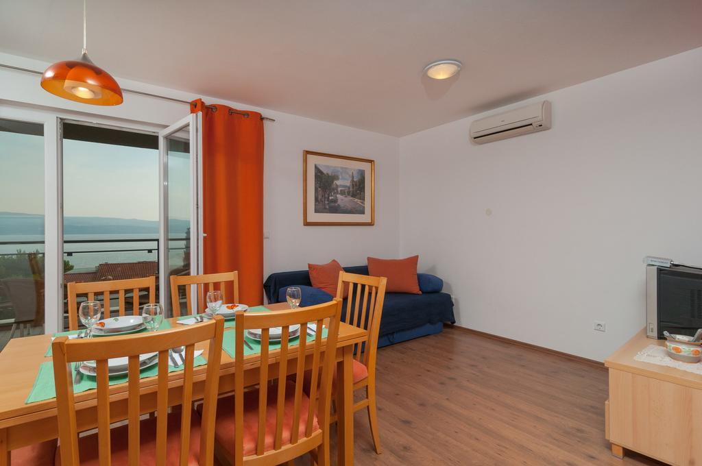 Apartment Bozan Omiš Екстериор снимка